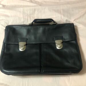 LEVENGER BREIF CASE NEW WITHOUT TAGS